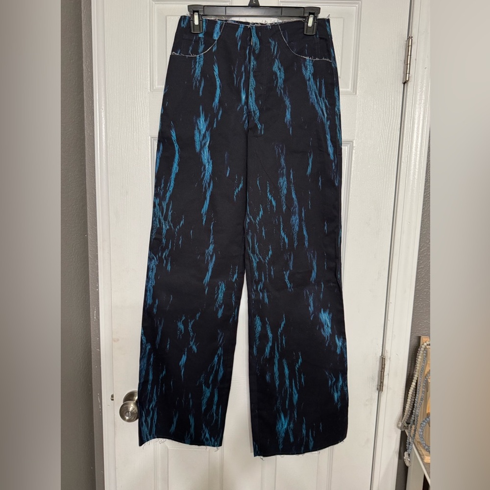 NWOT Women's Black and Blue Flare Jeans XS